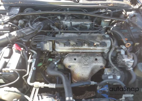 1997 Acura Cl 2.2 from USA, damaged, VIN 19UYA1246VL017575